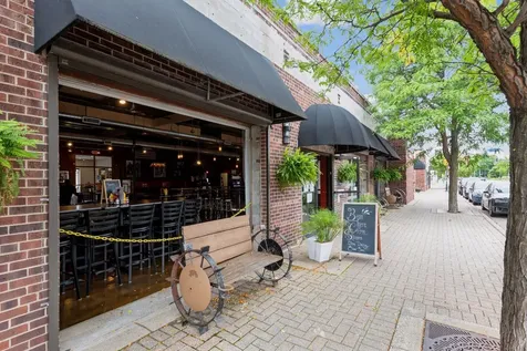 2744 Zenith Avenue N Robbinsdale MN 55422