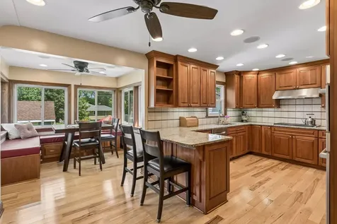 2744 Zenith Avenue N Robbinsdale MN 55422