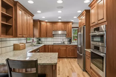 2744 Zenith Avenue N Robbinsdale MN 55422