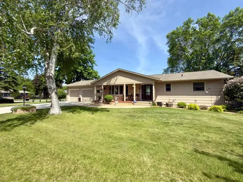 1709 6th Street SW Willmar MN 56201