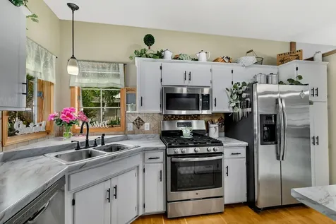 146 Bluebird Lane Clearwater MN 55320
