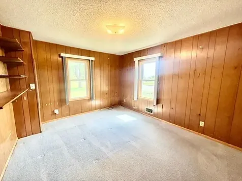106 Boulevard Street Belview MN 56214