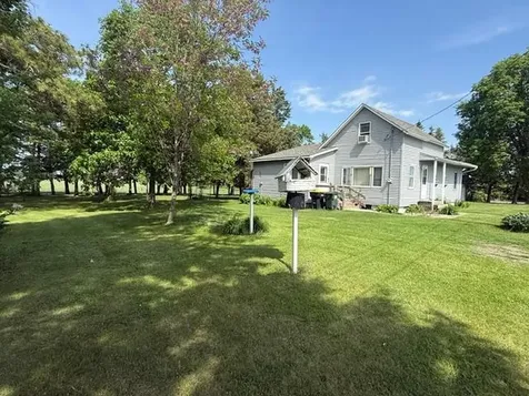 106 Boulevard Street Belview MN 56214