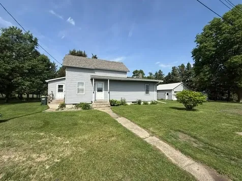 106 Boulevard Street Belview MN 56214
