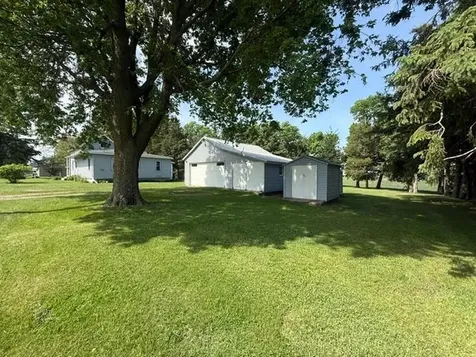106 Boulevard Street Belview MN 56214