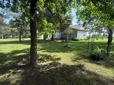 106 Boulevard Street Belview MN 56214