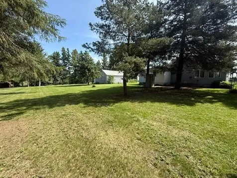 106 Boulevard Street Belview MN 56214