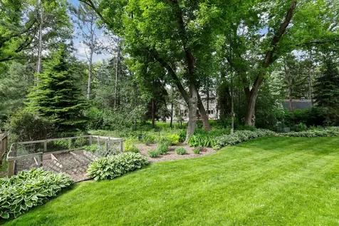 8761 Inverness Road Woodbury MN 55125