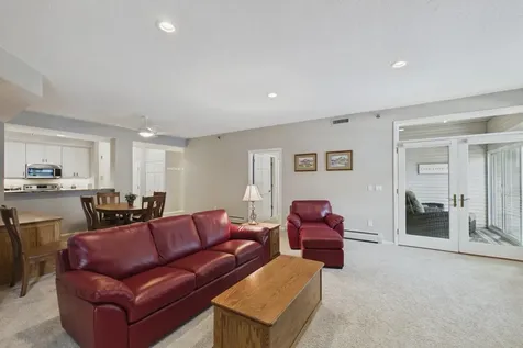 7400 Edinborough Way Edina MN 55435