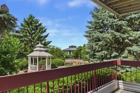 7400 Edinborough Way Edina MN 55435