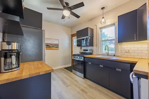 1257 Selby Avenue Saint Paul MN 55104