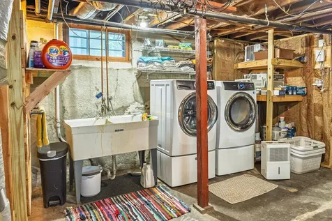 1257 Selby Avenue Saint Paul MN 55104