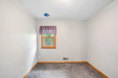 2154 William Street Roseville MN 55113