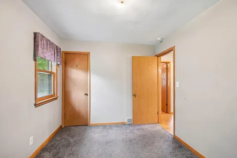 2154 William Street Roseville MN 55113