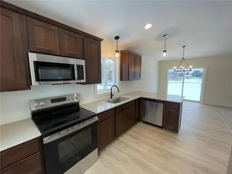 1436 34th Avenue SW Cambridge MN 55008