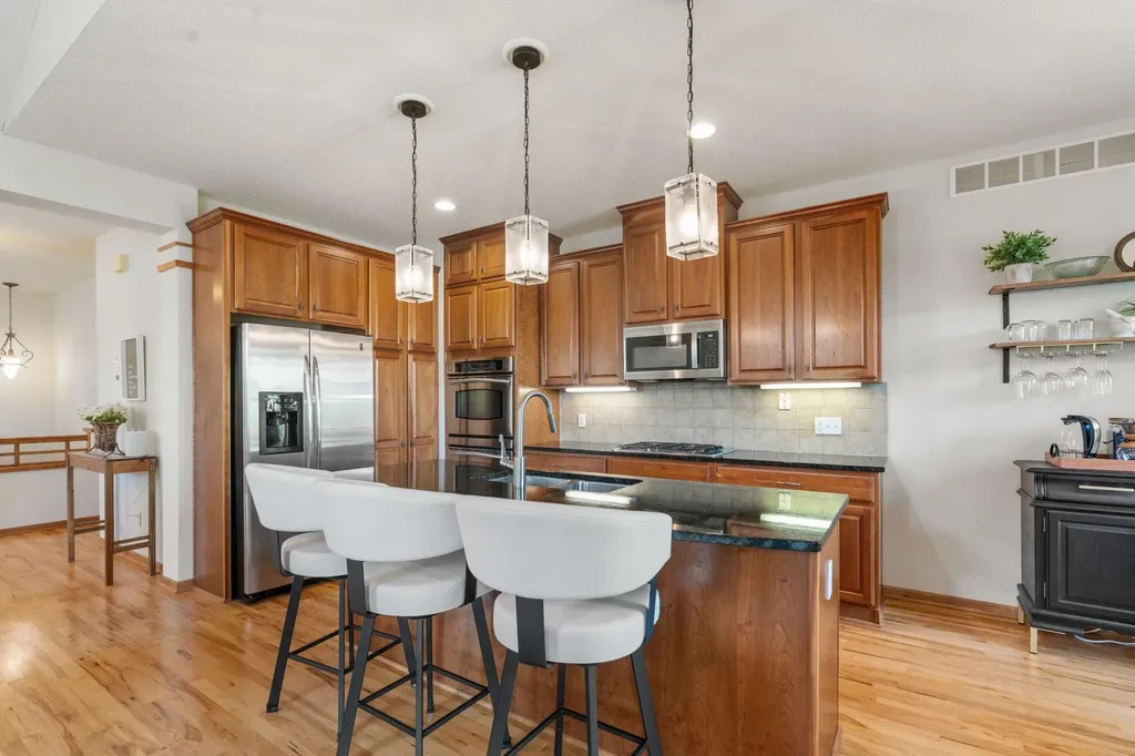 4730 Walnut Grove Lane N Plymouth MN 55446