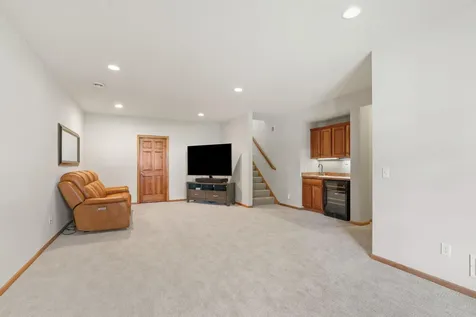 4730 Walnut Grove Lane N Plymouth MN 55446