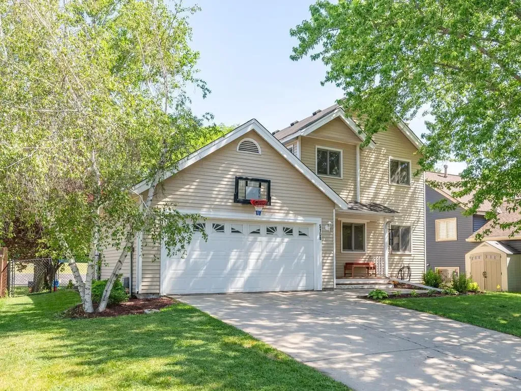 5108 W 143rd Street Savage MN 55378