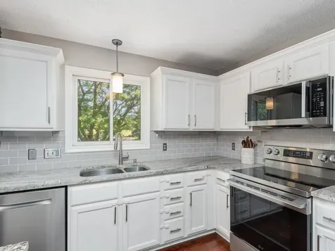 5108 W 143rd Street Savage MN 55378