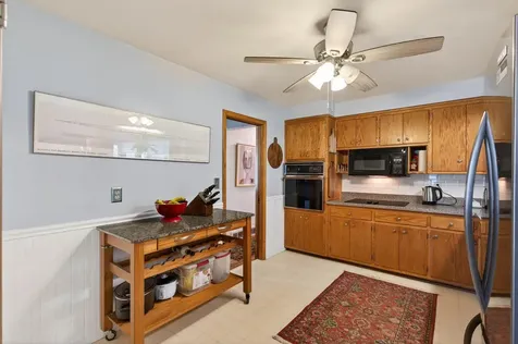 765 Rose Place Roseville MN 55113