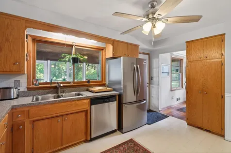 765 Rose Place Roseville MN 55113