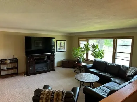 765 Rose Place Roseville MN 55113