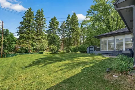 765 Rose Place Roseville MN 55113