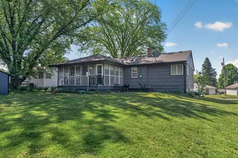 765 Rose Place Roseville MN 55113