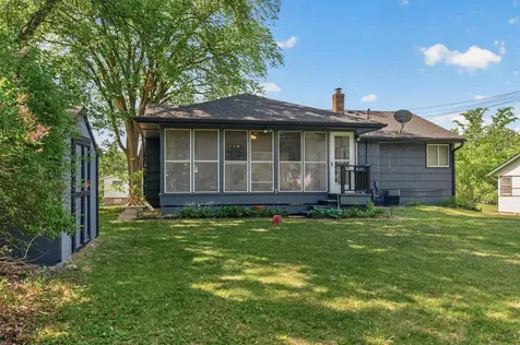 765 Rose Place Roseville MN 55113