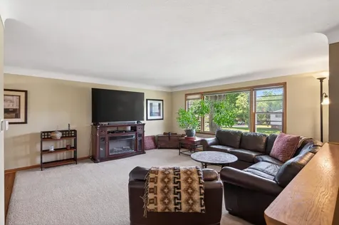 765 Rose Place Roseville MN 55113