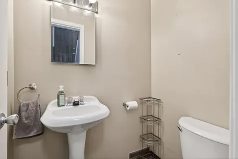 841 Evergreen Circle Burnsville MN 55337