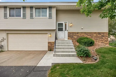 841 Evergreen Circle Burnsville MN 55337