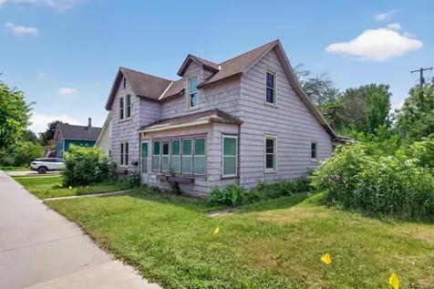 515 N Cedar Street Chaska MN 55318