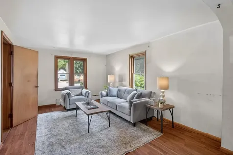 515 N Cedar Street Chaska MN 55318