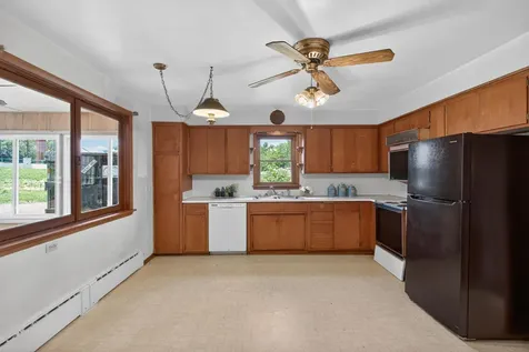 515 N Cedar Street Chaska MN 55318