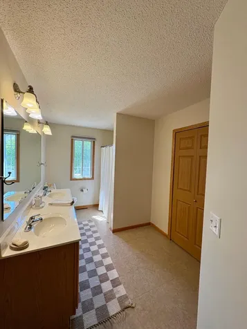 3128 Juniper Lane Woodbury MN 55125