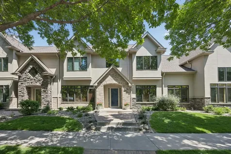 365 Willoughby Way W Minnetonka MN 55305