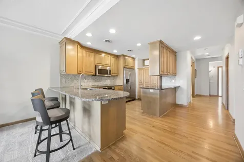 365 Willoughby Way W Minnetonka MN 55305
