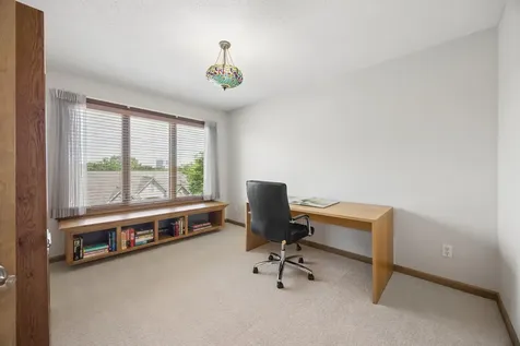 365 Willoughby Way W Minnetonka MN 55305