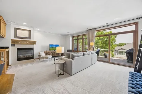 365 Willoughby Way W Minnetonka MN 55305