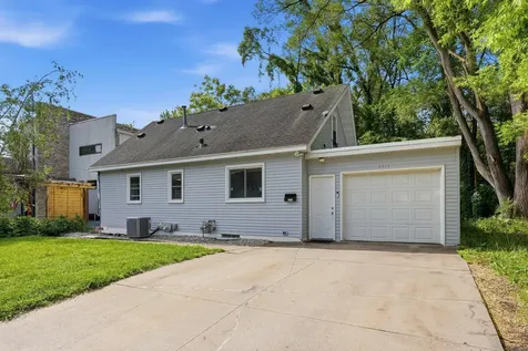 2311 53rd Avenue N Minneapolis MN 55430