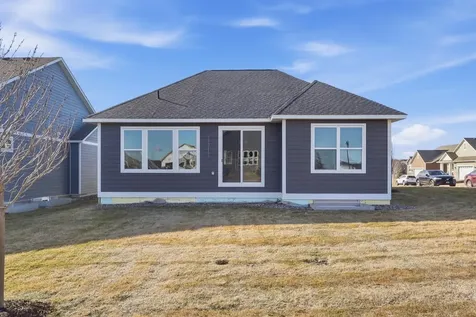 17936 Gresford Lane Lakeville MN 55044
