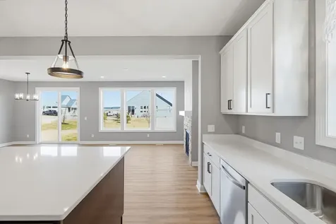 17936 Gresford Lane Lakeville MN 55044