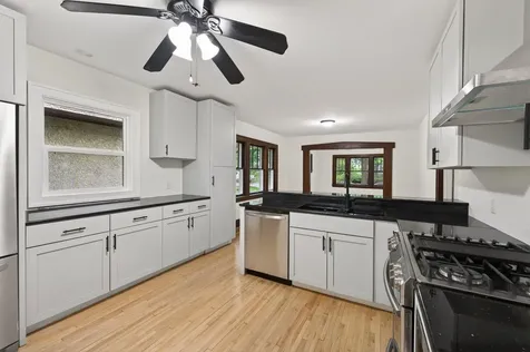 3726 Thomas Avenue N Minneapolis MN 55412