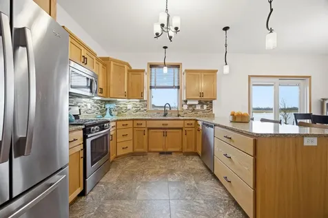 4727 6th Street W West Fargo ND 58078