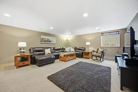 4727 6th Street W West Fargo ND 58078