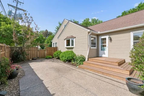 1821 Bohland Avenue Saint Paul MN 55116
