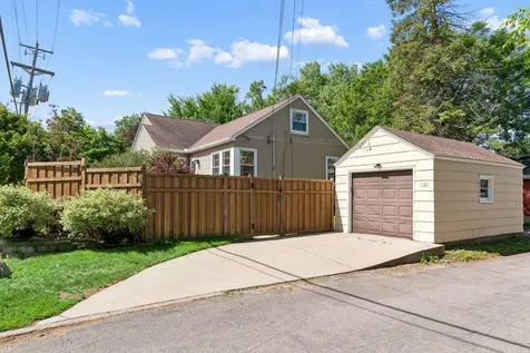 1821 Bohland Avenue Saint Paul MN 55116