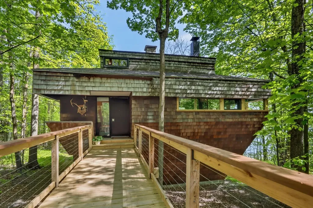 30333 Sunny Beach Road Grand Rapids MN 55744