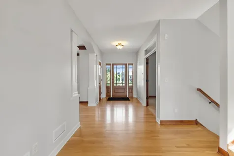 1634 Isabella Parkway Chaska MN 55318